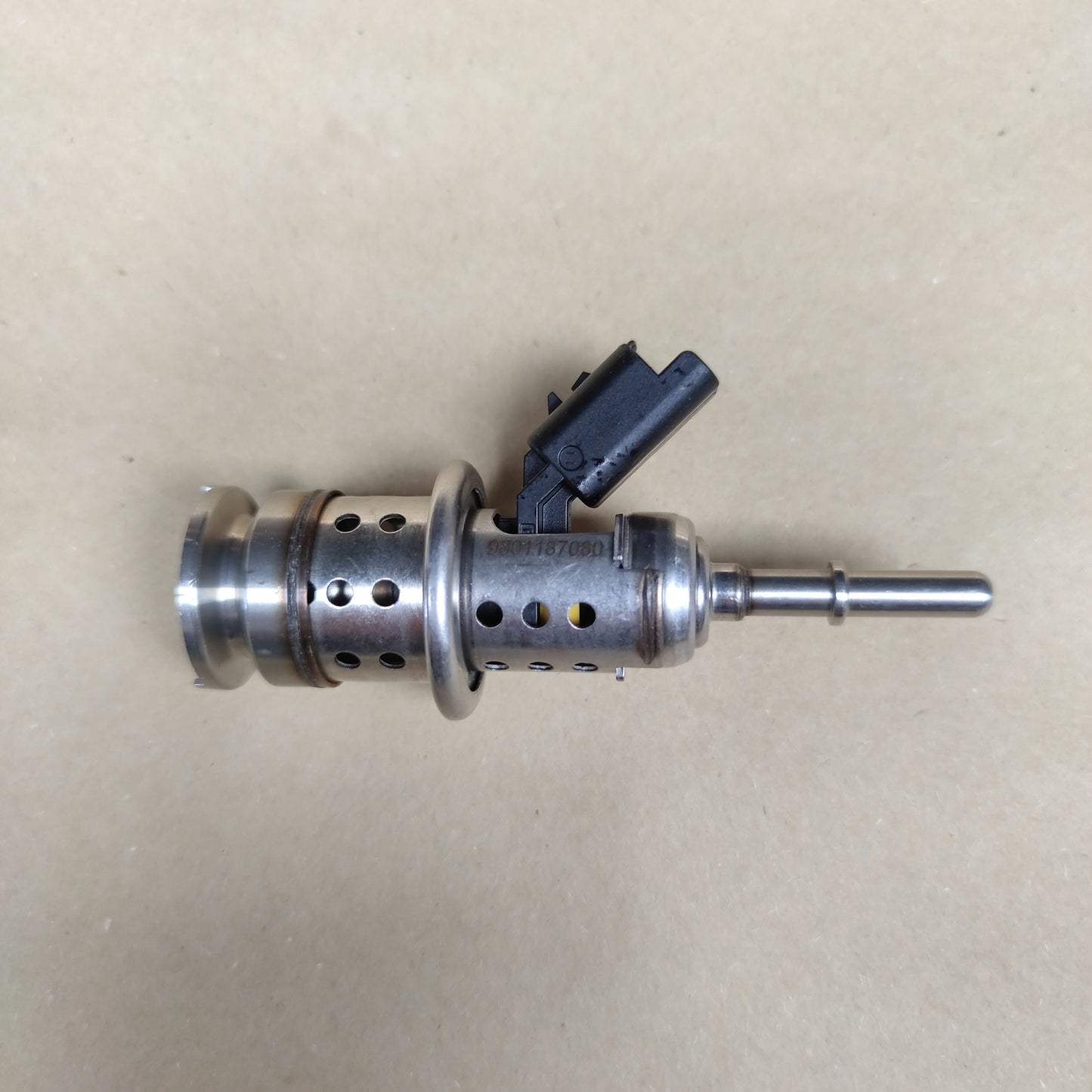 Injecteur AdBlue neuf PSA Réf :9801187080