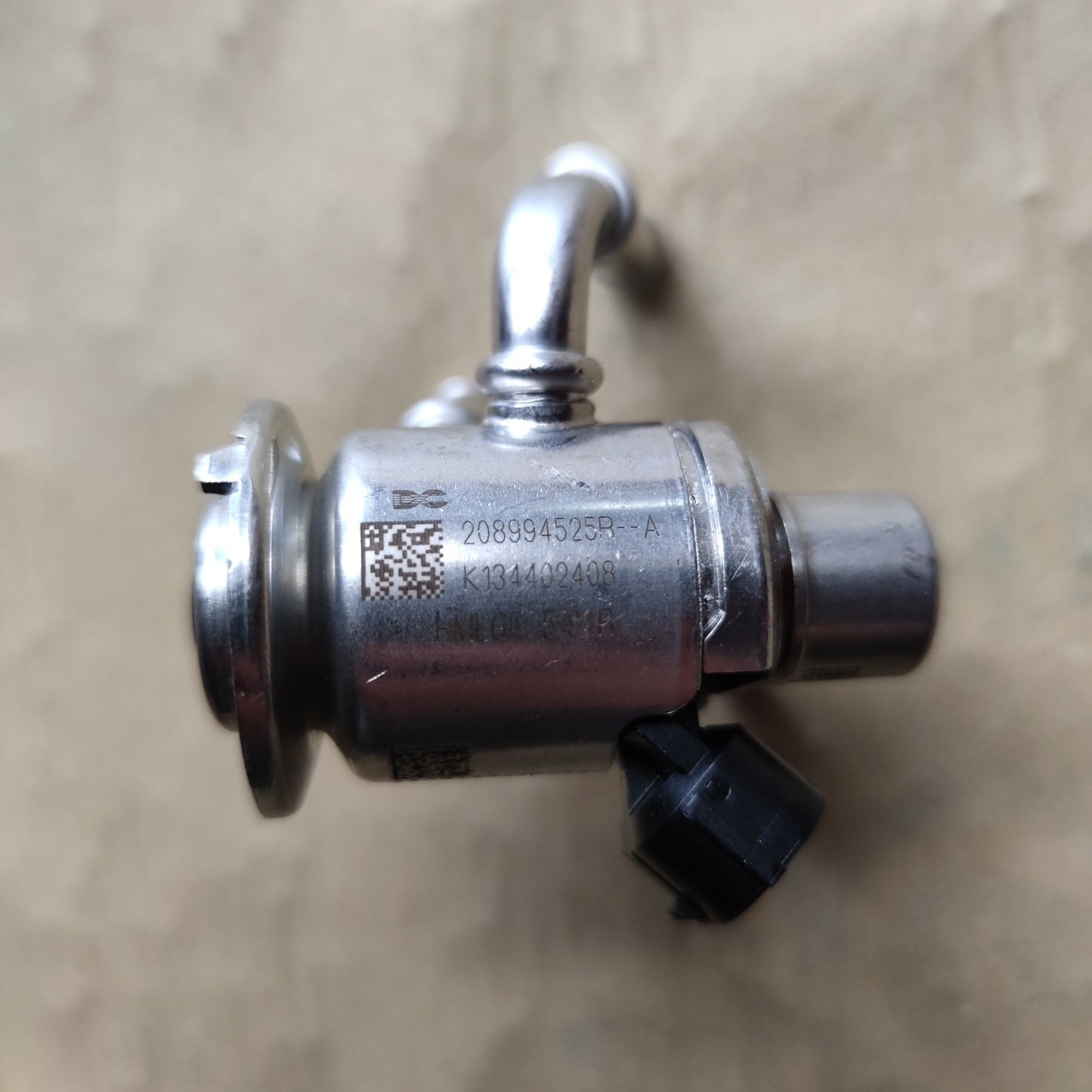 Injecteur AdBlue NEUF RENAULT ref 208994525R