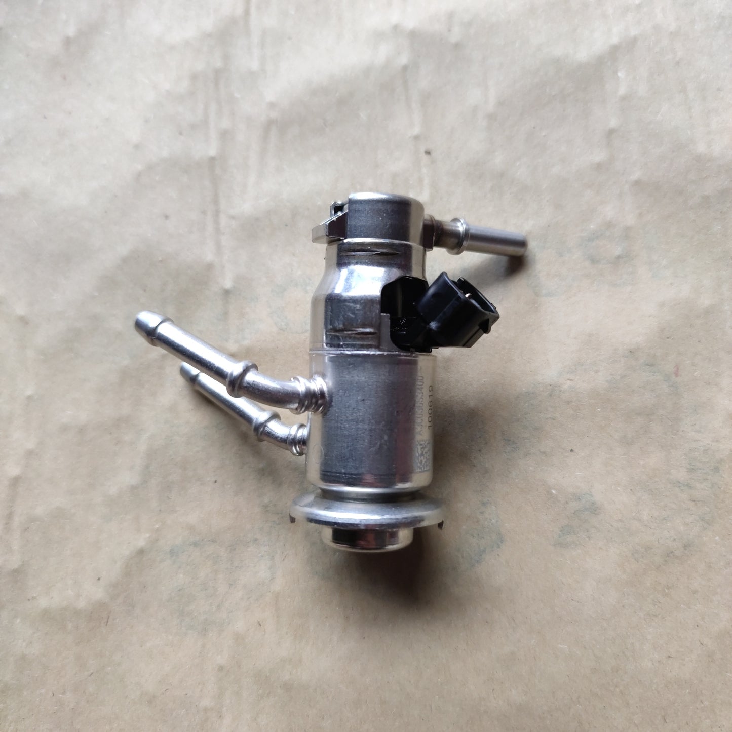 Injecteur AdBlue NEUF FIAT ref 2.5-46345348