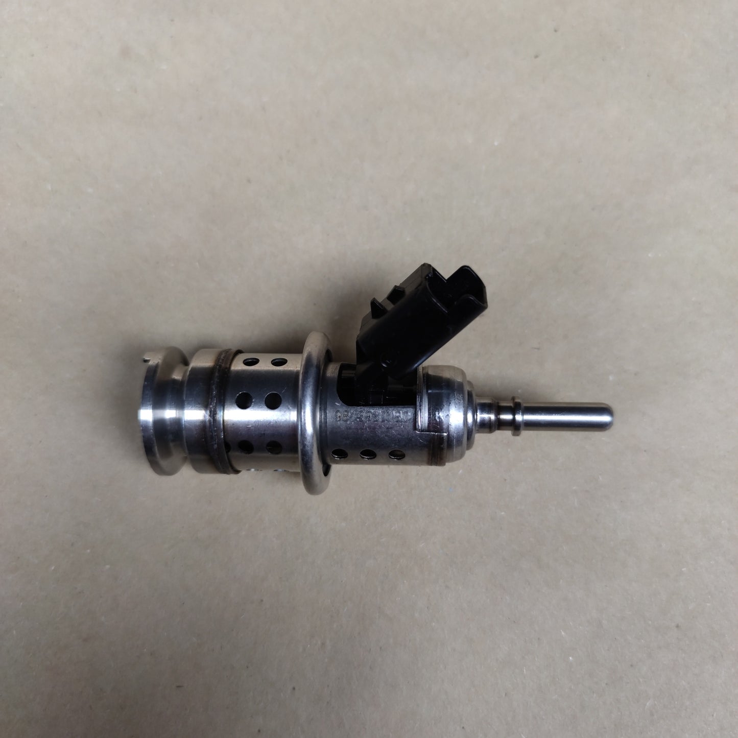 Injecteur AdBlue neuf PSA Réf. 9813930180